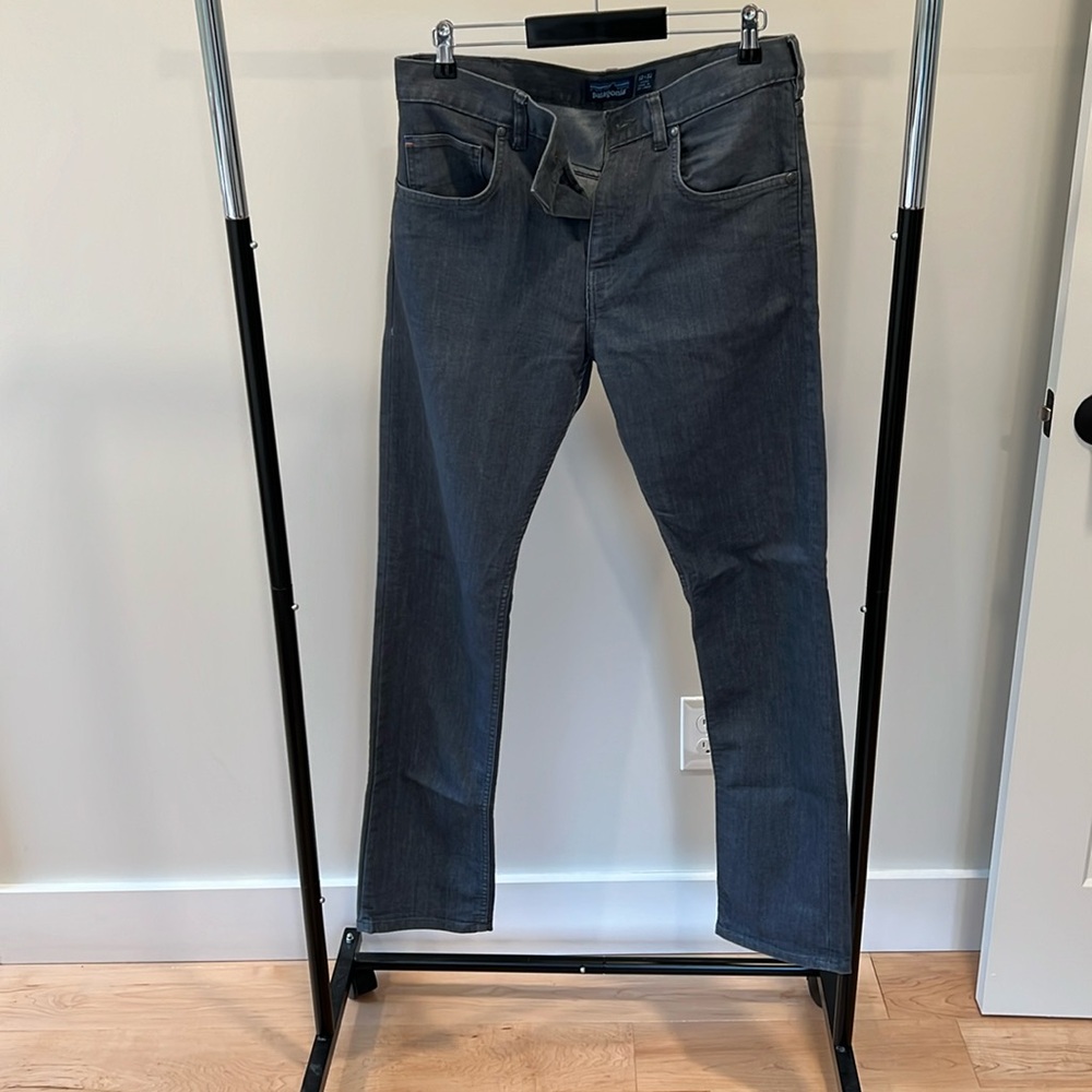 Patagonia Jeans- straight stretch